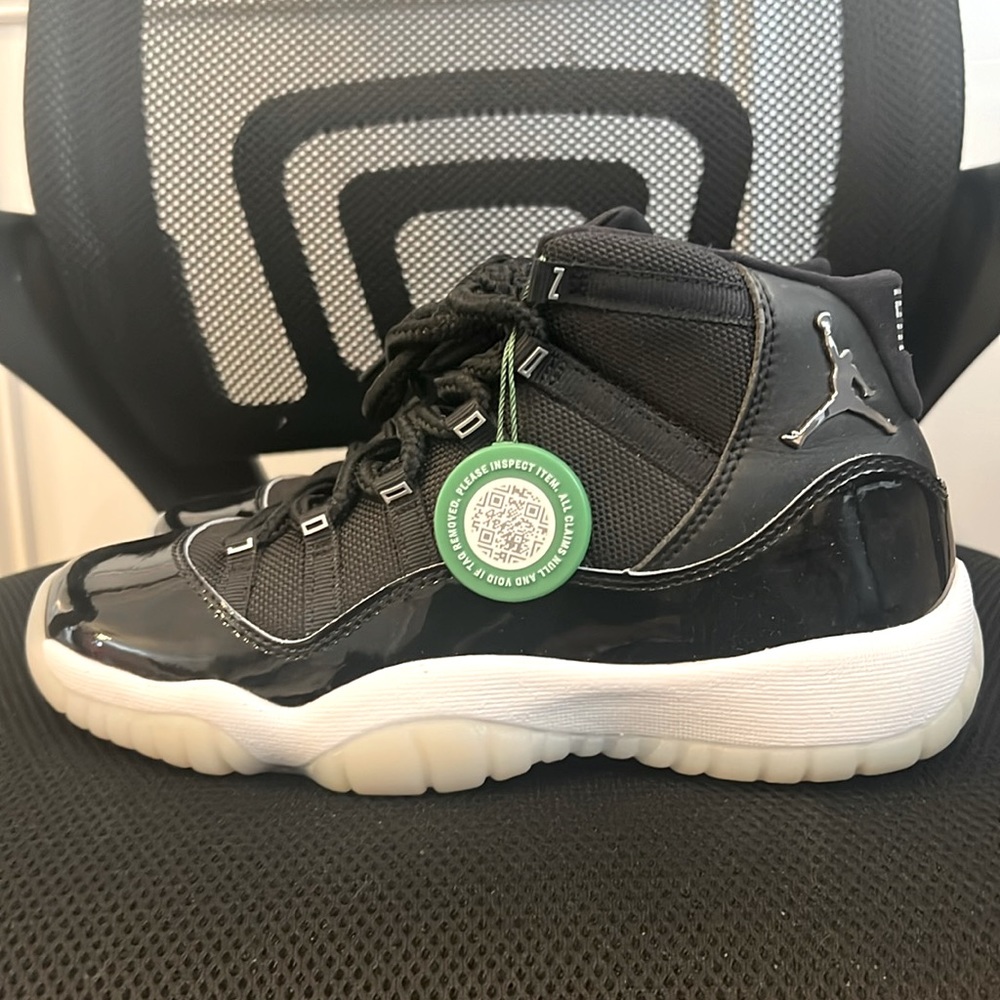 Air Jordan 11 Retro